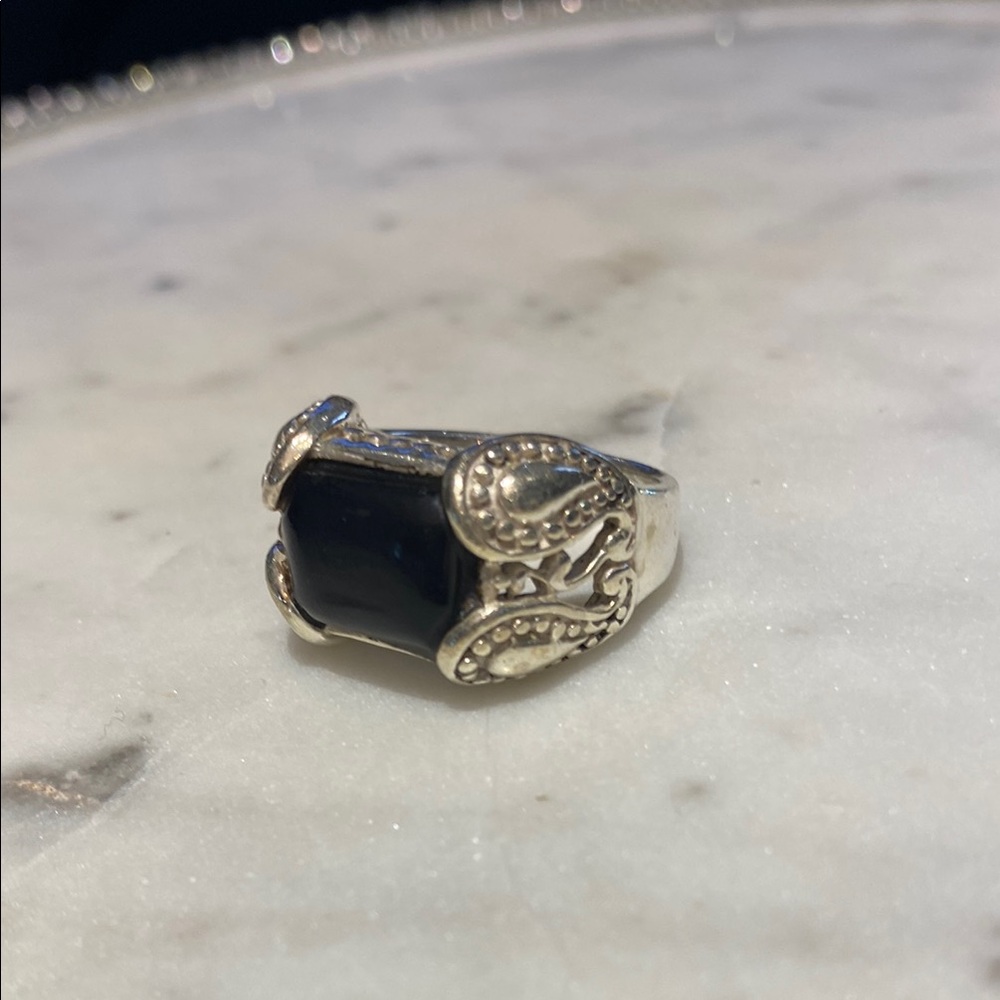 Elegant Sterling 925 Silver and Black Ring